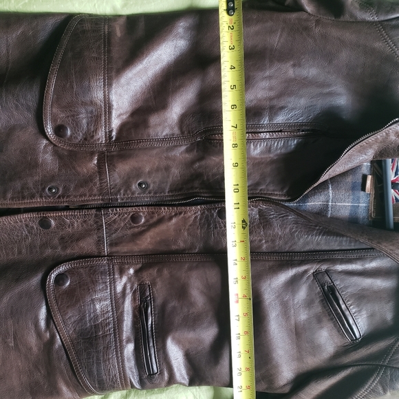 Leather jacket - Picture 10 of 13